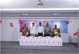 photo_6296533300340177014_y-300×207